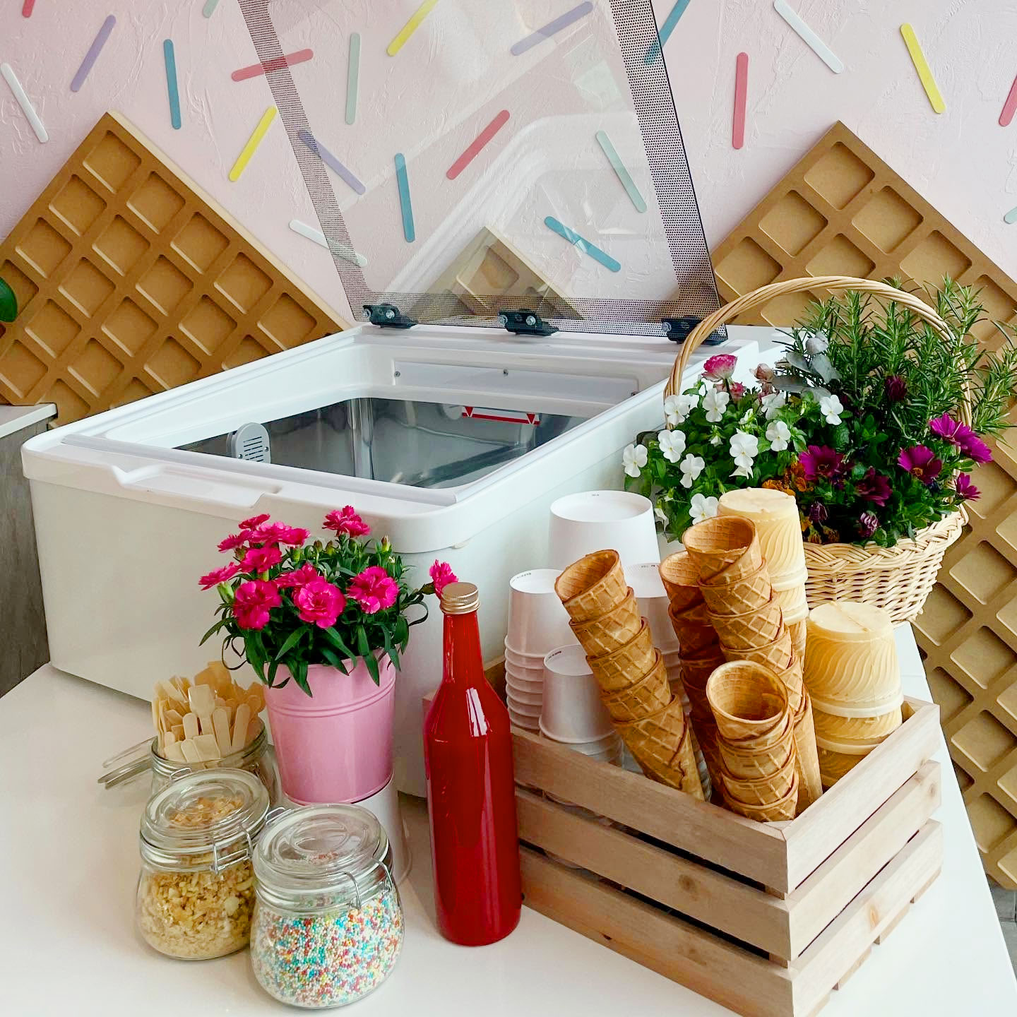 Eiscafé Eiszauber mobile Eisvitrine Eiscafé Eiszauber mobile Eisvitrine